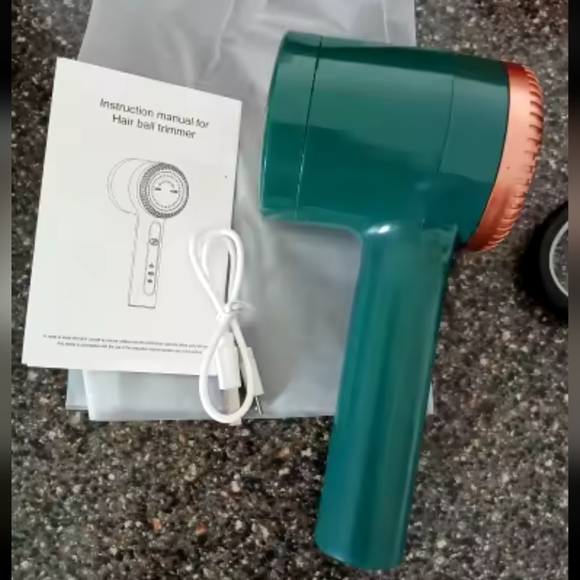 New Lint Remover USB Rechargeable Hair Ball Trimmer Fuzz Clothes green Color NWT - Picture 12 of 16